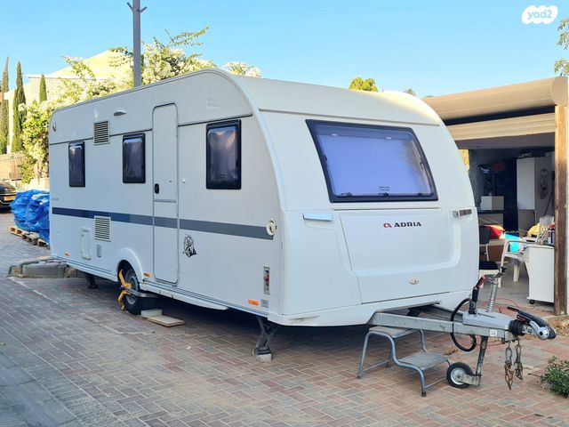 מודעת רכב נגרר (קראוון נגרר)