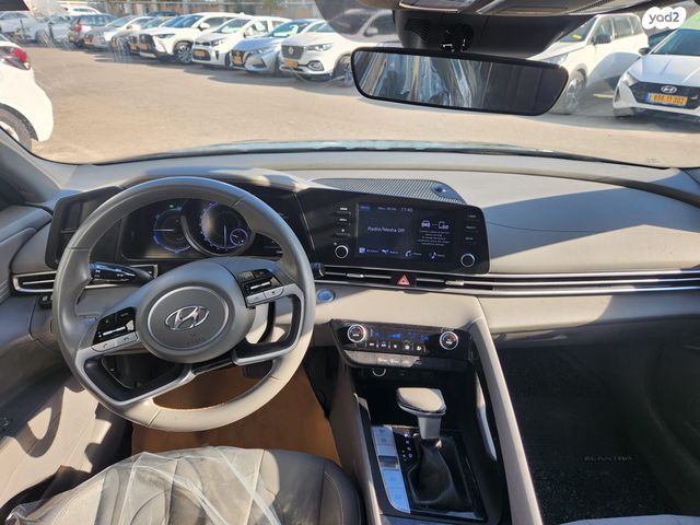 יונדאי אלנטרה