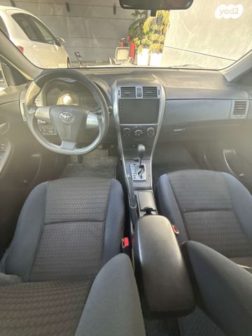 טויוטה קורולה