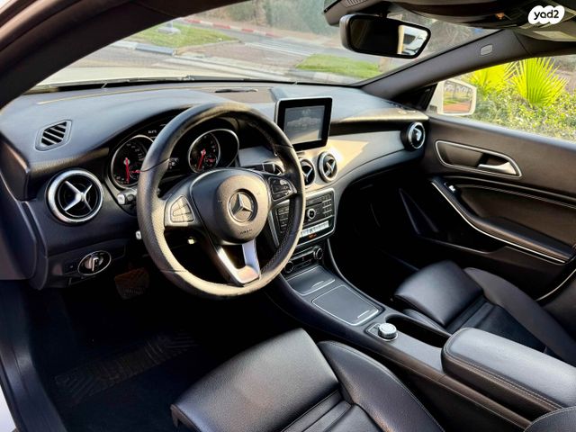 מרצדס-בנץ CLA