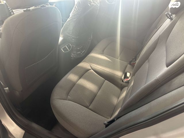 יונדאי איוניק