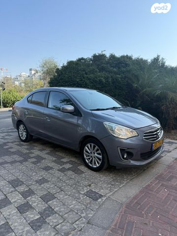 מיצובישי אטראז'