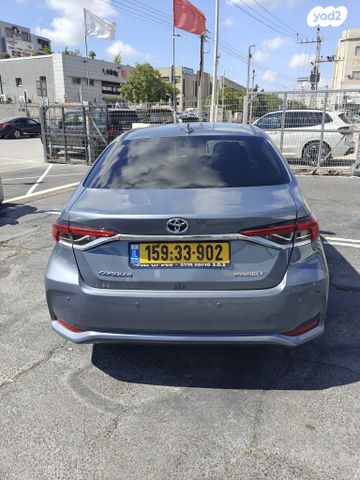 טויוטה קורולה