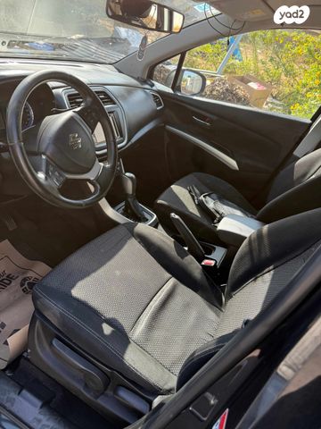 סוזוקי קרוסאובר