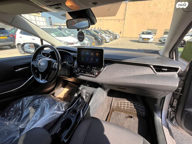 טויוטה קורולה