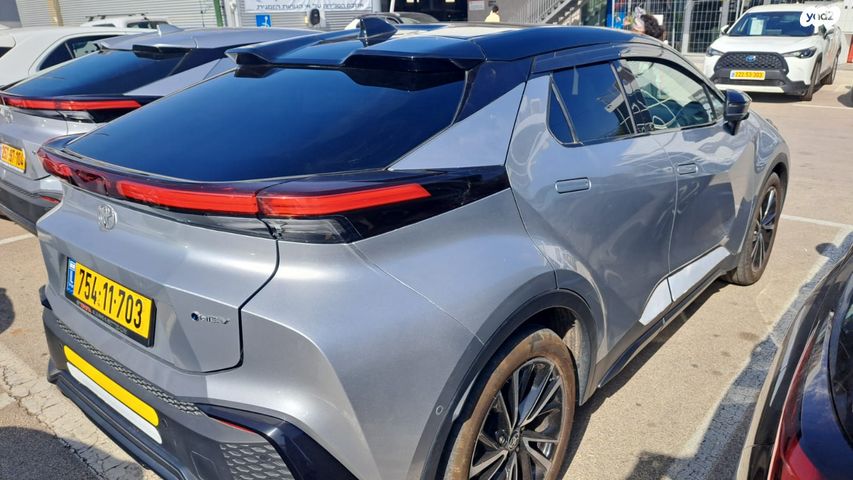 טויוטה C-HR