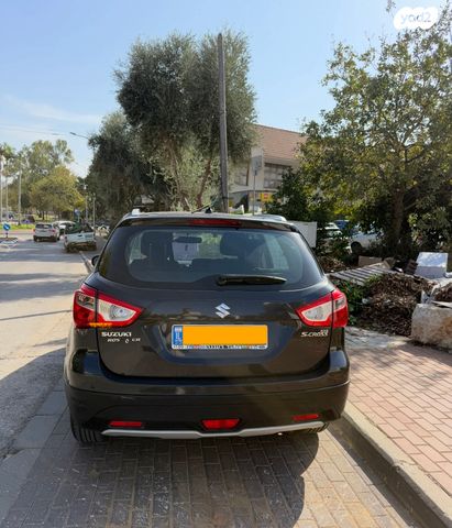 סוזוקי קרוסאובר