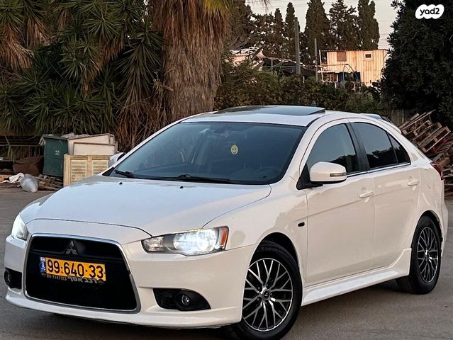 מודעת רכב מיצובישי לנסר