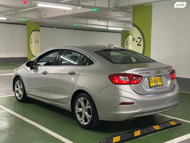 שברולט קרוז