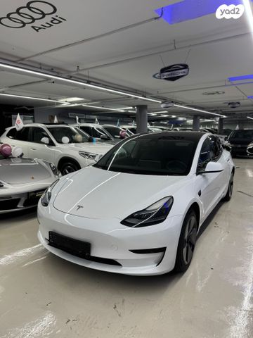 טסלה מודל 3