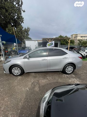 טויוטה קורולה