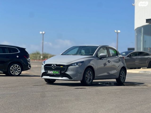 מודעת רכב מאזדה 2