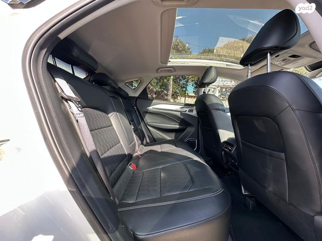 ג׳ילי Geometry C