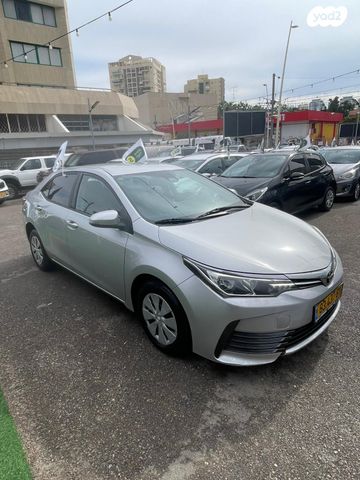 מודעת רכב טויוטה קורולה