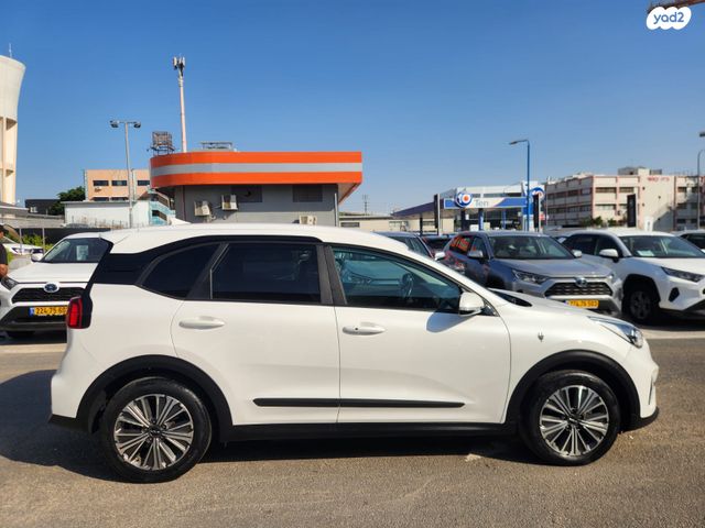 קיה נירו פלוס