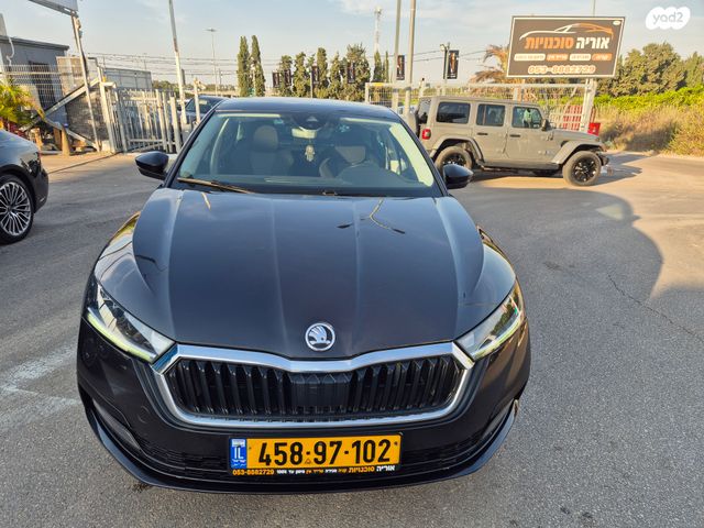 סקודה אוקטביה