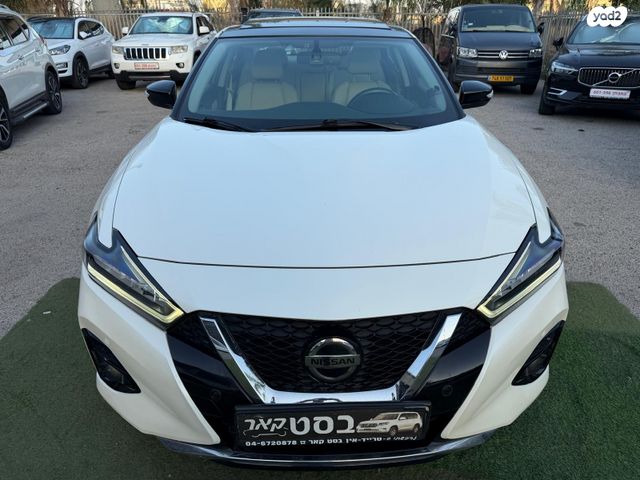 ניסאן מקסימה