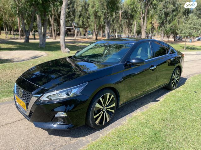 ניסאן אלטימה