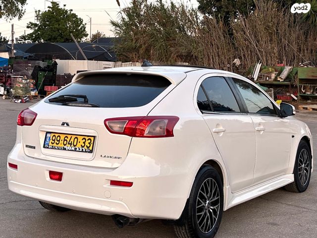 מיצובישי לנסר