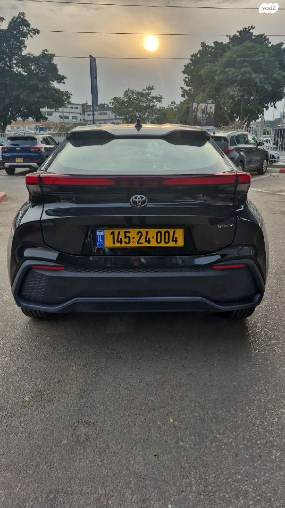 טויוטה C-HR