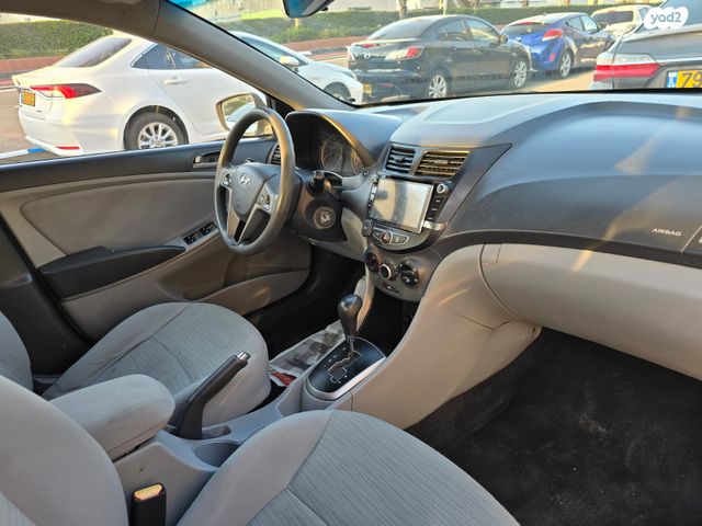 יונדאי אקסנט i25