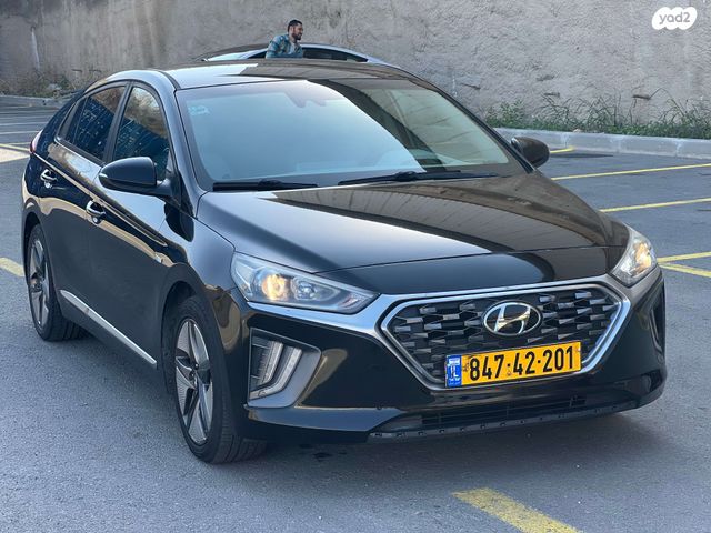 יונדאי איוניק