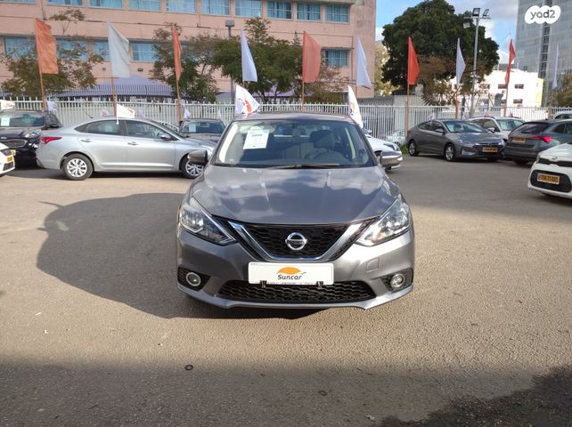 ניסאן סנטרה