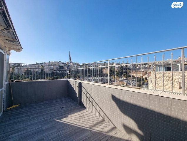 גג/ פנטהאוז, שלמה בן יוסף 251, ארמון הנציב, תלפיות מזרח, ירושלים