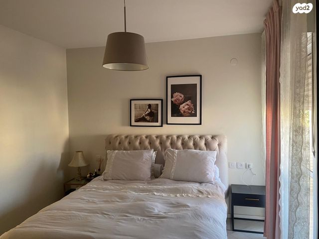 דופלקס, משה דיין 12, נווה סביון, אור יהודה