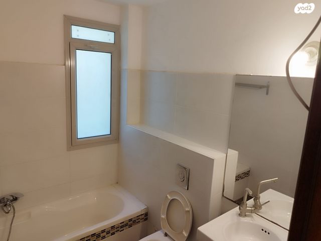 דירת גן, הדס 1, שעלבים, שעלבים