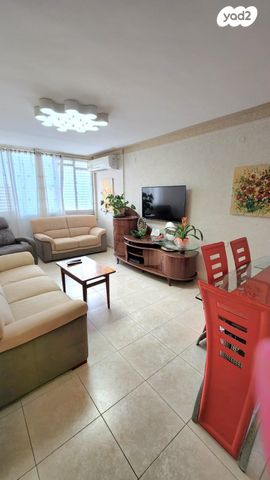 דירה, שדרות משה שרת 85, קרית ים ב', קרית ים