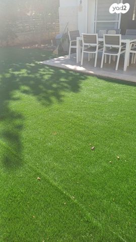 דו משפחתי, הצבעוני 30, נווה הפרחים, עתלית