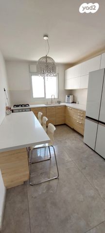 דירה, הרב כלפון משה הכהן 13, חומת שמואל, הר חומה, ירושלים