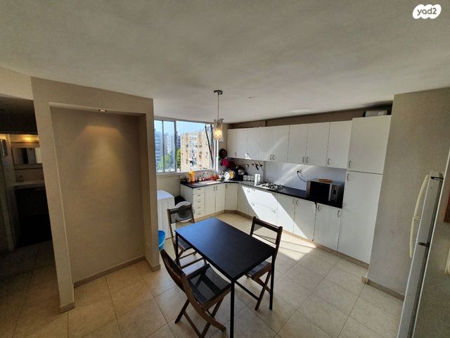 דירה, מעפילי אגוז 75, נווה חן, תל אביב יפו