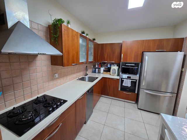 דירה, הרב גורן 17, נאות שקמה, ראשון לציון