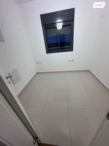 דופלקס, הפרדס 4, אושיות, רחובות