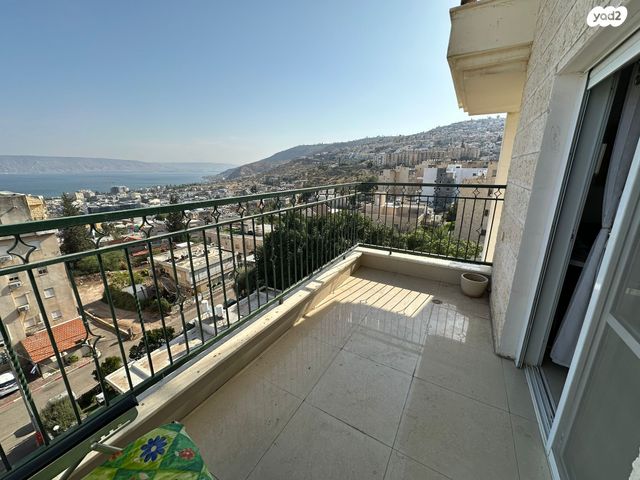 דירה, אוסישקין 15, אחוזת כנרת, טבריה