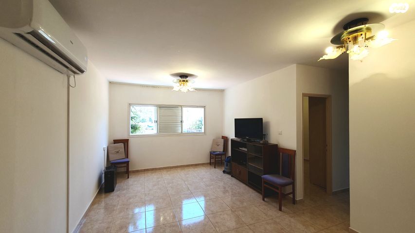 דירה, רמת הגולן 15, רובע ד', אריאל