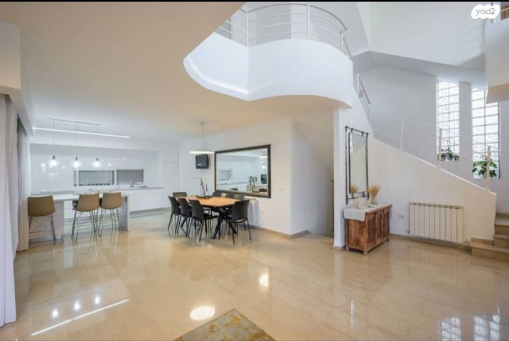 בית פרטי/ קוטג', אברהם רפול הררי 24, פסגת זאב, ירושלים