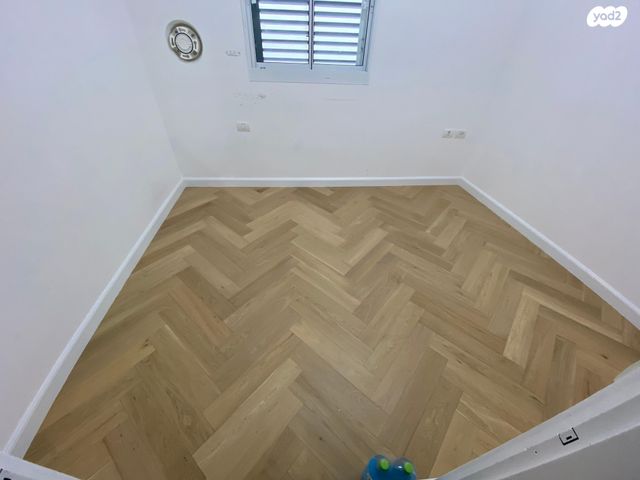 דירת גן, בועז 1, שכונת הראשונים, רמת גן