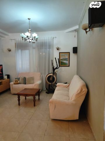 בית פרטי/ קוטג', אריאל 3, קדומים, קדומים