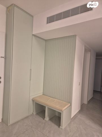 דירה, הרב מצליח מאזוז 1, אגמים מזרח, אשקלון