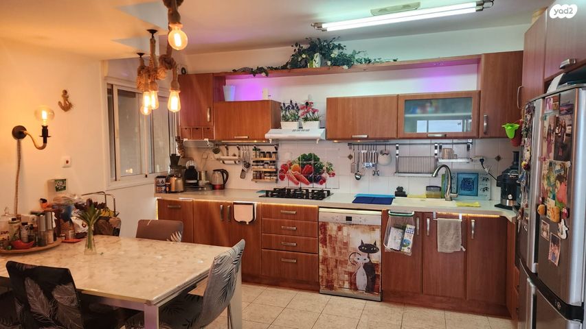 כליל החורש 15