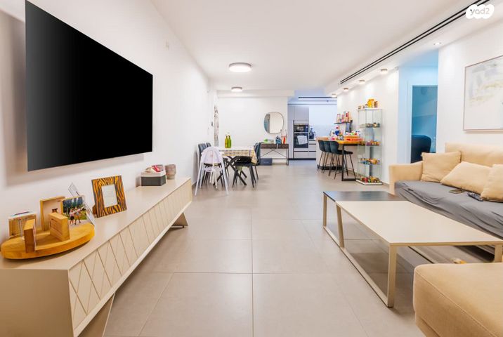 דירה, הגל 12, החותרים, טירת כרמל