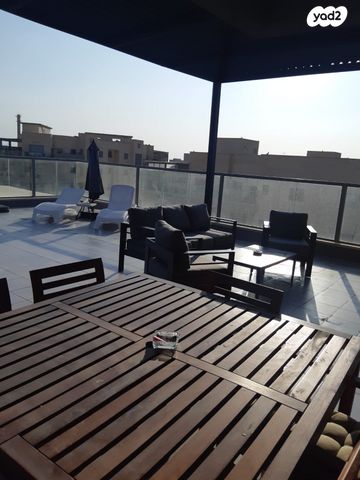 גג/ פנטהאוז, משה קהירי 16, רמות הרכס, באר שבע