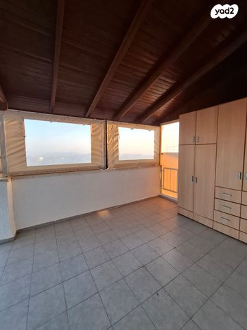 דירת גן, סביון 11, בן גוריון, נצרת עילית / נוף הגליל