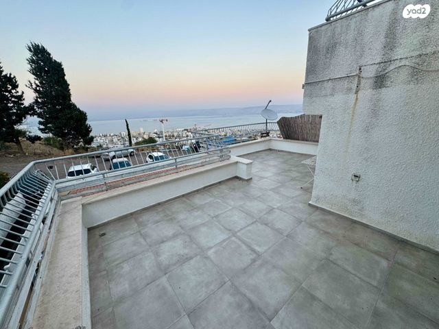 דירת גן, שקד 16, מורדות טבריה, טבריה