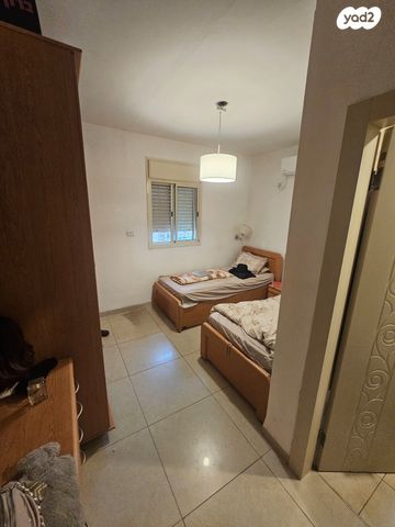 דירה, הרב אריה לייב קפלן 4, בן גוריון כנען, צפת