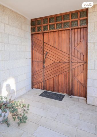 בית פרטי/ קוטג', אברהם רפול הררי 24, פסגת זאב, ירושלים