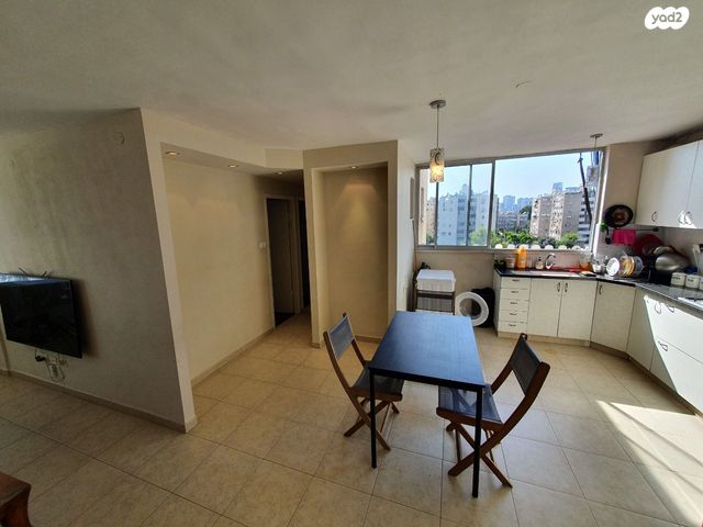 דירה, מעפילי אגוז 75, נווה חן, תל אביב יפו